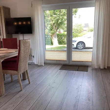 Kellenhusen-ferienhaus-ilse * Kellenhusen